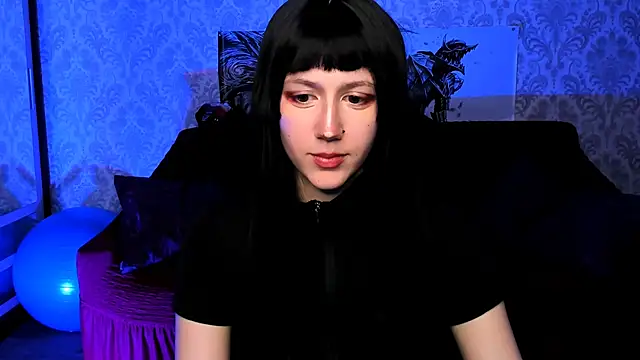 Snapshot of kamisama_ami chatting on 10.29.25 kamisama ami online show from 10.29.25