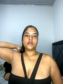 Snapshot of Bellasofiia_27 chatting on 10.29.25 Bellasofiia 27 online show from 10.29.25