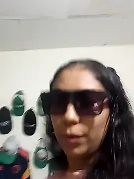 Zafiro G online show from 12.04.25