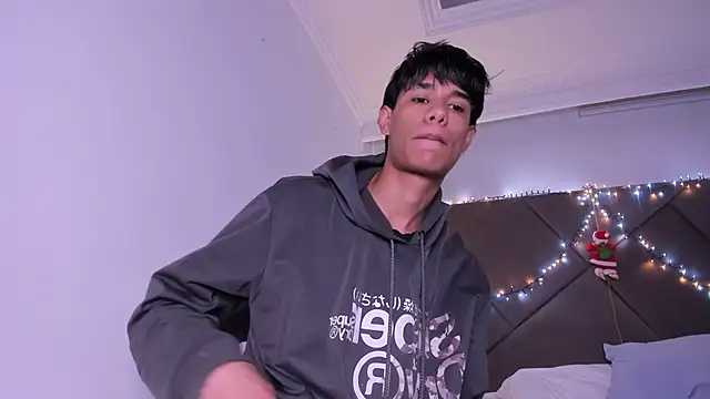 Snapshot of michael_vidal chatting on 11.13.25 michael vidal online show from 11.13.25