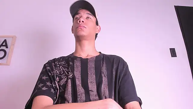 Snapshot of michael_vidal chatting on 11.15.25 michael vidal online show from 11.15.25