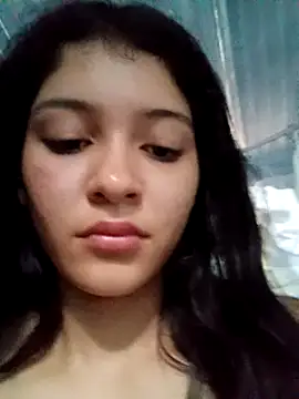 Snapshot of Soymaia chatting on 11.21.25 Soymaia online show from 11.21.25