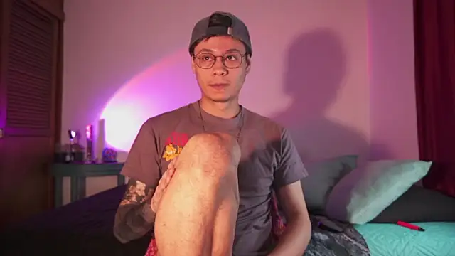 Snapshot of estmonnn chatting on 03.03.26 estmonnn online show from 03.03.26