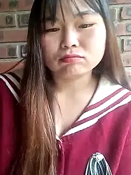 Snapshot of matbiec- chatting on 11.19.25 matbiec- online show from 11.19.25