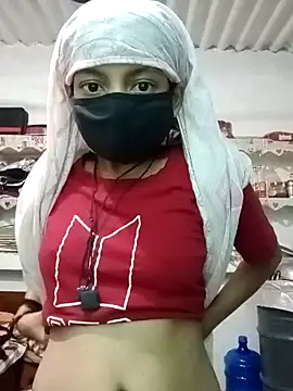 Snapshot of Quenn-Jiya752 chatting on 11.11.25 Quenn-Jiya752 online show from 11.11.25