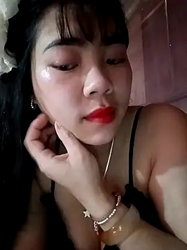 Snapshot of Nul-chal chatting on 03.24.26 Nul-chal online show from 03.24.26