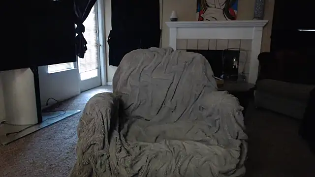 Snapshot of Skyl31 chatting on 11.26.25 Skyl31 online show from 11.26.25