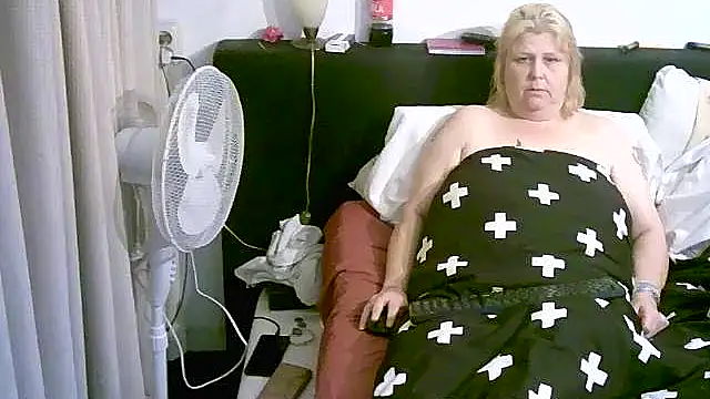 Sylviastar46 online show from 11.21.25