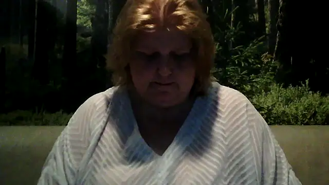 Snapshot of Sylviastar46 chatting on 02.27.26 Sylviastar46 online show from 02.27.26