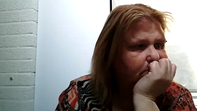 Snapshot of Sylviastar46 chatting on 03.01.26 Sylviastar46 online show from 03.01.26