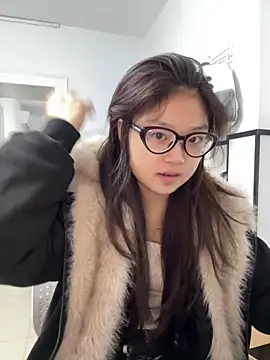 xiaojingzi66 online show from 11.30.25