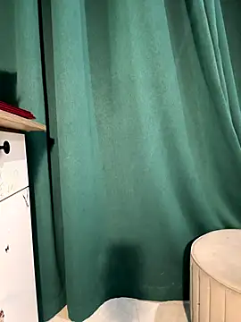 Snapshot of trinhvutrinh chatting on 12.20.25 trinhvutrinh online show from 12.20.25