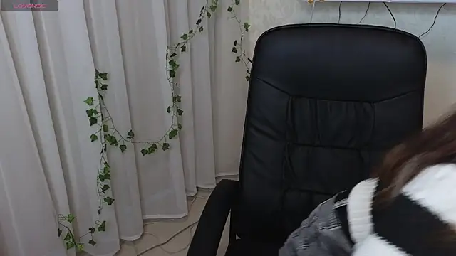 Snapshot of Ulyanix chatting on 02.07.26 Ulyanix online show from 02.07.26