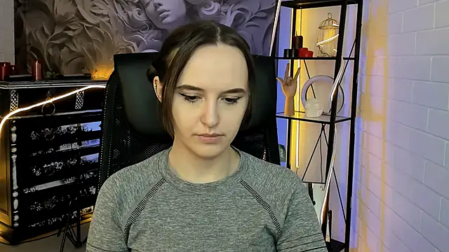 IreneBailey online show from 11.13.25