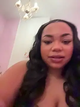 Snapshot of kennedylorel chatting on 11.10.25 kennedylorel online show from 11.10.25