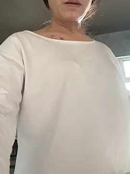 aniani11 online show from 03.31.26