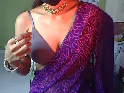 Saloni9 online show from 11.02.25