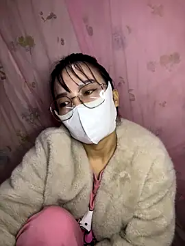 Snapshot of gino-sex chatting on 11.29.25 gino-sex online show from 11.29.25