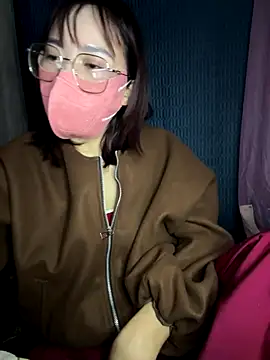 Snapshot of gino-sex chatting on 12.17.25 gino-sex online show from 12.17.25