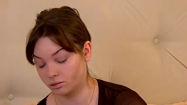 Snapshot of VickiBanx chatting on 11.07.25 VickiBanx online show from 11.07.25