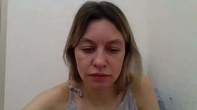 Little Milf 5 online show from 11.26.25