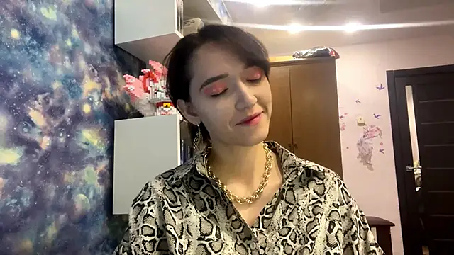 Lala Lush online show from 10.31.25