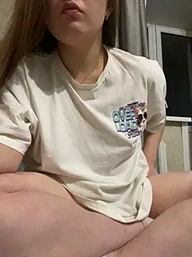 Snapshot of Regina_Lynne chatting on 11.30.25 Regina Lynne online show from 11.30.25