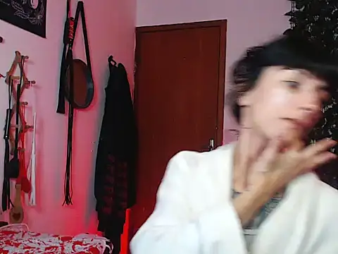 Snapshot of CarrieBurton chatting on 11.01.25 CarrieBurton online show from 11.01.25