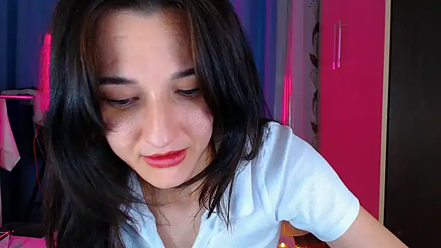 Dorotty  online show from 11.03.25