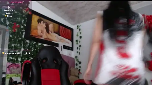 Snapshot of myomii_nixx chatting on 11.07.25 myomii nixx online show from 11.07.25