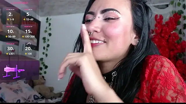 Snapshot of myomii_nixx chatting on 11.14.25 myomii nixx online show from 11.14.25