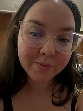 Snapshot of justaldita chatting on 11.04.25 justaldita online show from 11.04.25