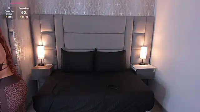 Snapshot of lexiee__ chatting on 12.03.25 lexiee online show from 12.03.25