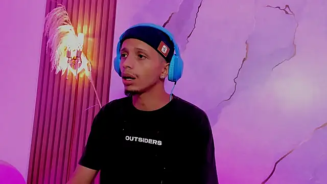 DamianandEva online show from 04.12.26