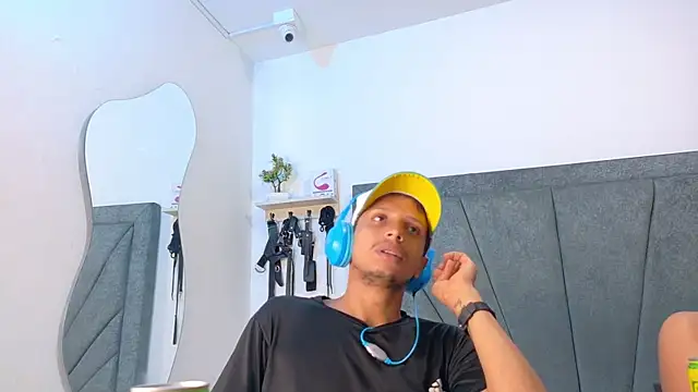 DamianandEva online show from 05.25.26