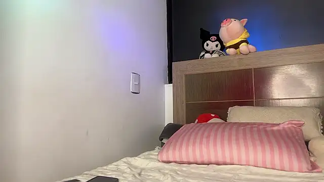 Raven DeVille online show from 01.13.26