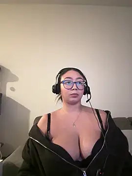 minha baby online show from 12.19.25