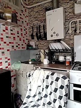 Snapshot of MilkySky chatting on 12.02.25 MilkySky online show from 12.02.25