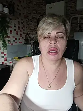 Snapshot of MilkySky chatting on 02.19.26 MilkySky online show from 02.19.26