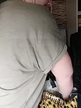 Snapshot of MilkySky chatting on 02.21.26 MilkySky online show from 02.21.26