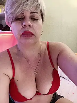 Snapshot of MilkySky chatting on 02.21.26 MilkySky online show from 02.21.26