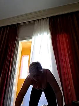 Snapshot of MilkySky chatting on 02.27.26 MilkySky online show from 02.27.26