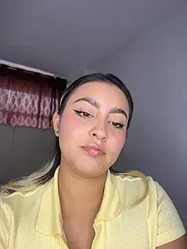 Elina Hills online show from 05.25.26