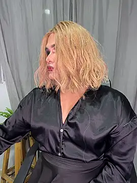 Snapshot of melani_ferraraa_ chatting on 07.19.26 melani ferraraa online show from 07.19.26