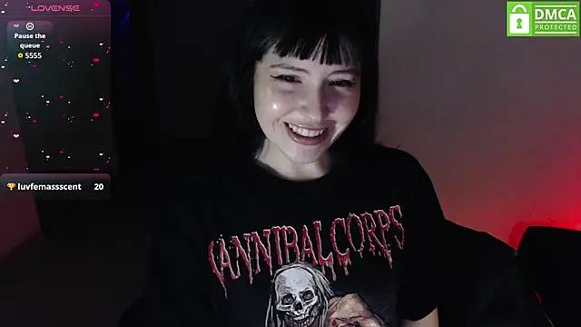 Snapshot of just_meko chatting on 12.19.25 just meko online show from 12.19.25