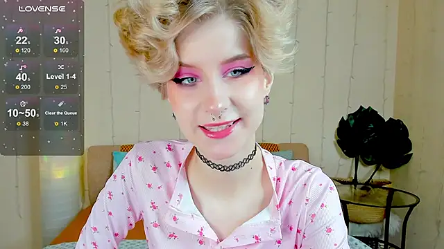 Snapshot of Angel_Julles chatting on 11.02.25 Angel Julles online show from 11.02.25