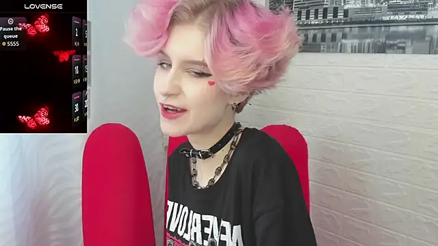 Angel Julles online show from 04.18.26