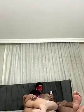 Snapshot of murathandenur chatting on 11.07.25 murathandenur online show from 11.07.25