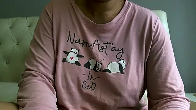 NewBeginnings8 online show from 04.14.26