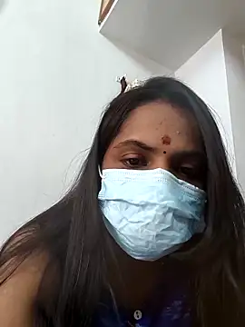 Cutie Rani online show from 11.02.25